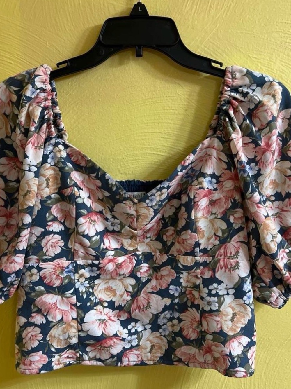 Abercrombie Floral Puff Sleeve Sweetheart Crop Top – Size M